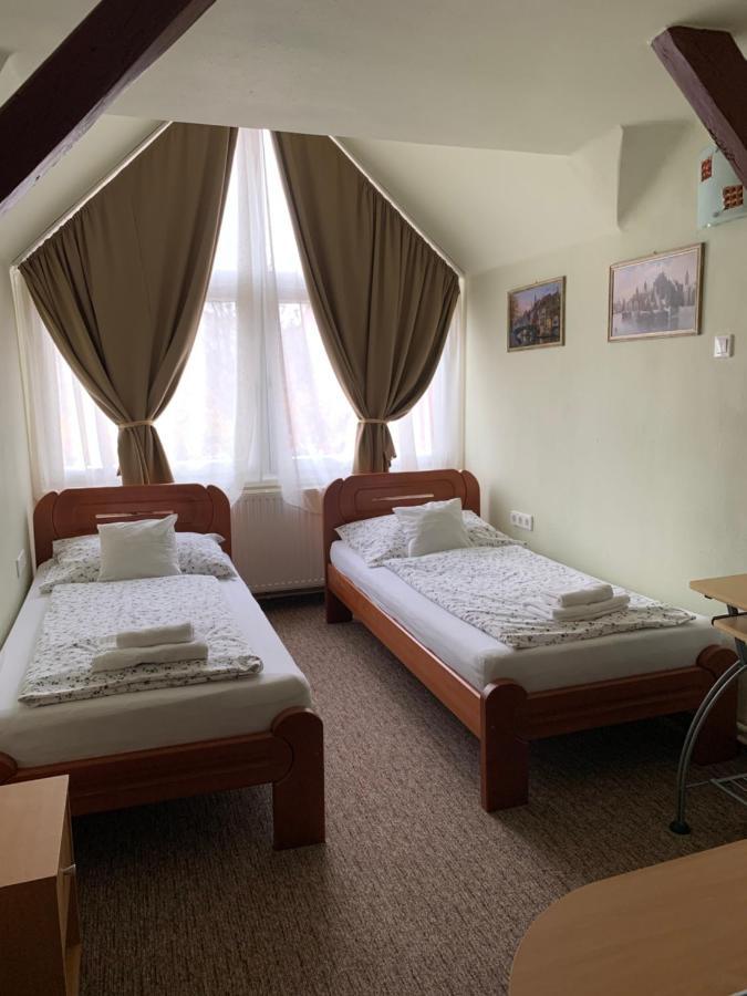 Palma Panzio Hotel Kaposvar Exterior photo
